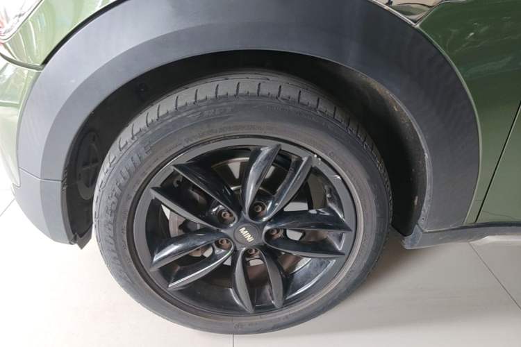 Used MINI Countryman 2014 1.6T COOPER ALL4 Fun Left Front Wheel Hub