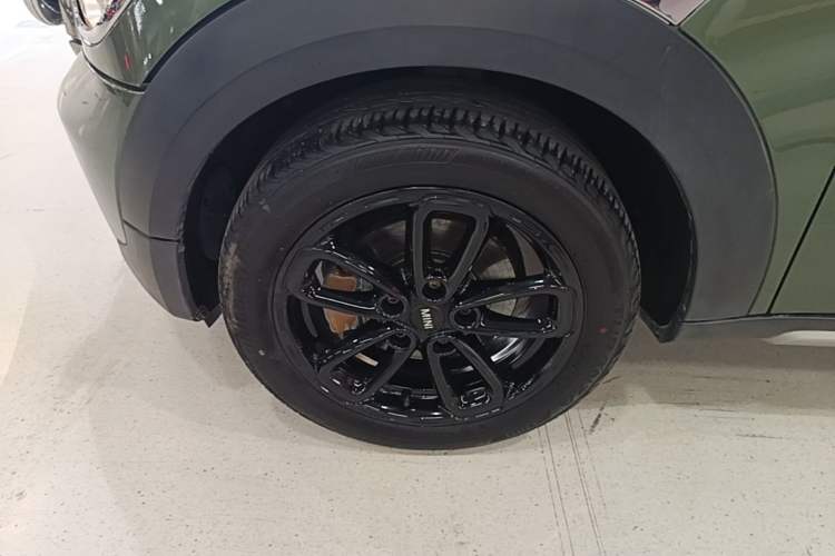 Used MINI Countryman 2014 1.6T COOPER ALL4 Fun Left Front Wheel Hub