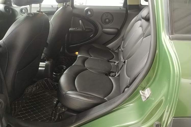 Used MINI Countryman 2014 1.6T COOPER ALL4 Excitement Left Rear Seat