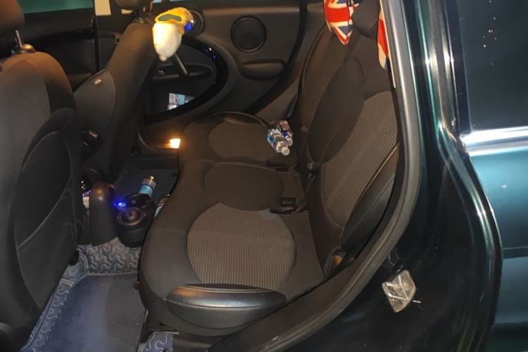 Used MINI Countryman 2014 1.6L COOPER Fun Left Rear Seat