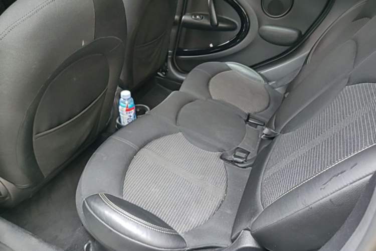 Used MINI Countryman 2014 1.6L COOPER Fun Left Rear Seat