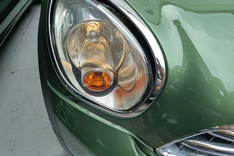 Used MINI Countryman 2014 1.6L COOPER Fun Right Front Headlight