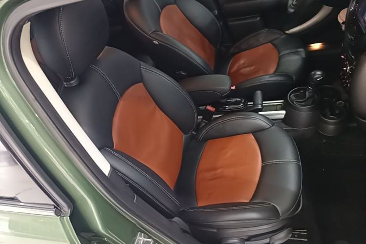 Used MINI Countryman 2014 1.6T COOPER ALL4 Fun Right Front Seat