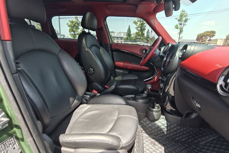 Used MINI Countryman 2014 1.6T COOPER ALL4 Excitement Right Front Seat