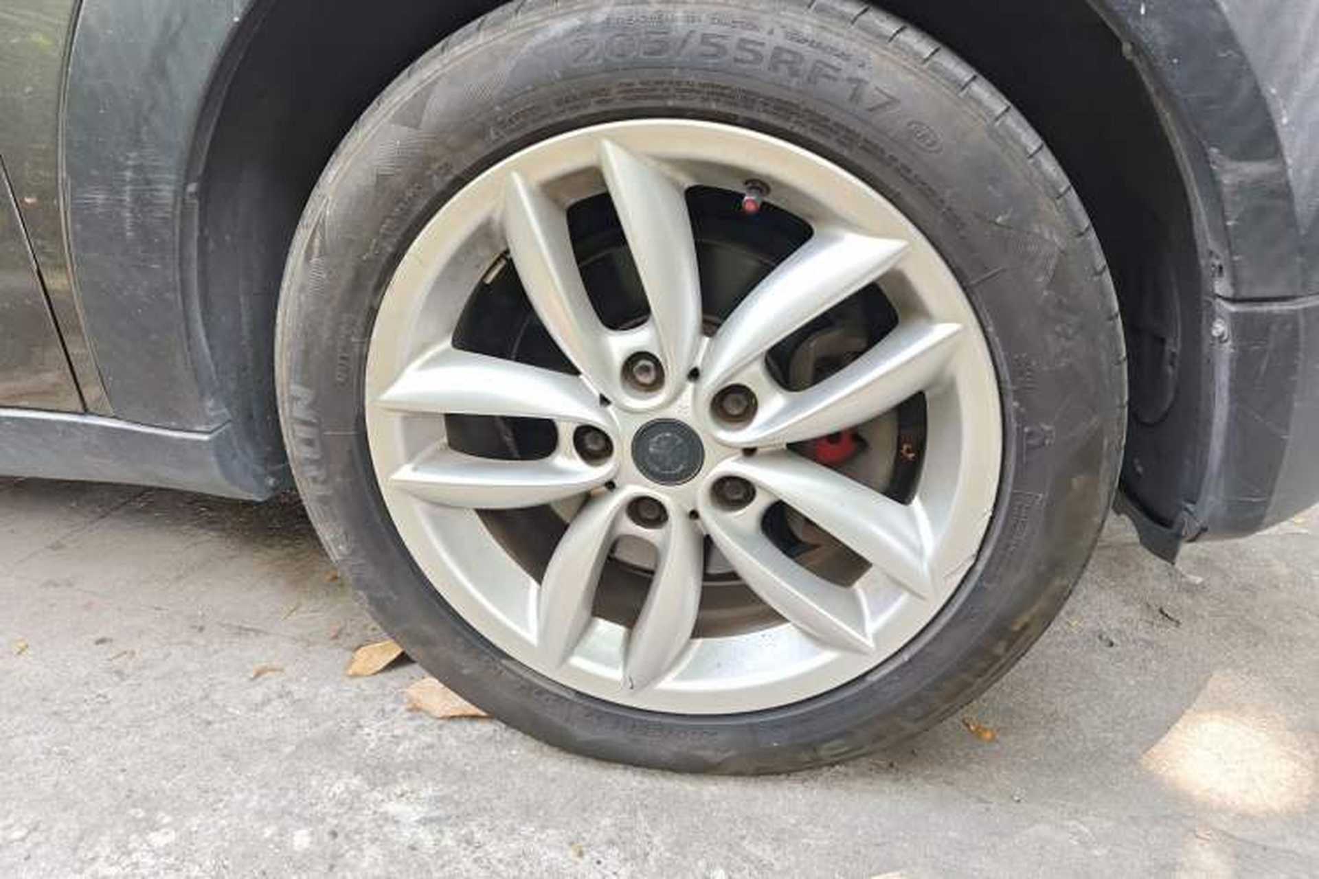 Used MINI Countryman 2014 1.6L COOPER Fun Right Front Wheel Hub