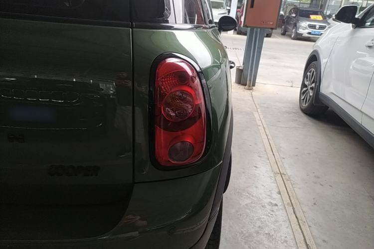 Used MINI Countryman 2014 1.6T COOPER ALL4 Excitement Right Rear Taillight