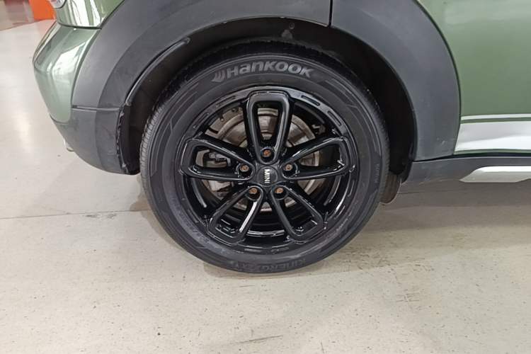 Used MINI Countryman 2014 1.6T COOPER ALL4 Fun Right Rear Wheel Hub