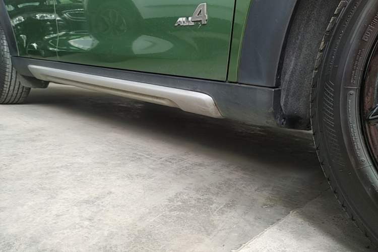 Used MINI Countryman 2014 1.6T COOPER ALL4 Excitement Right Side Sill