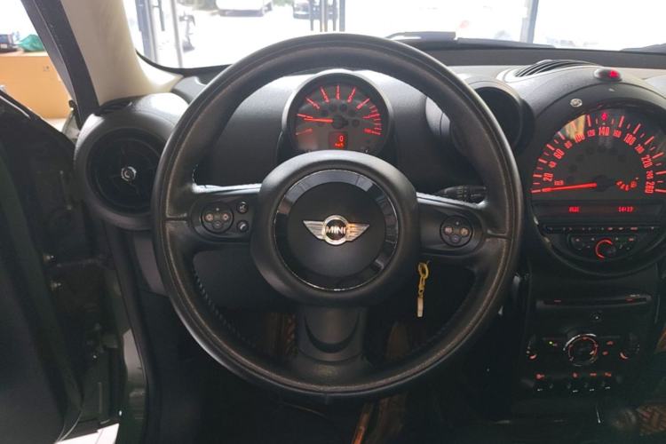 Used MINI Countryman 2014 1.6T COOPER ALL4 Fun Steering Wheel