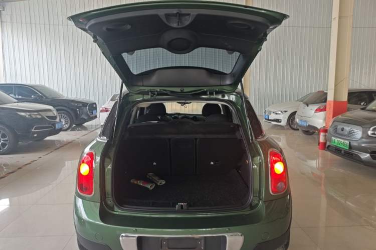 Used MINI Countryman 2014 1.6L COOPER Fun Trunk