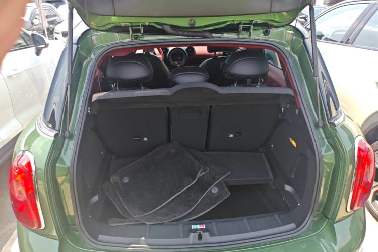 Used MINI Countryman 2014 1.6T COOPER ALL4 Excitement Trunk