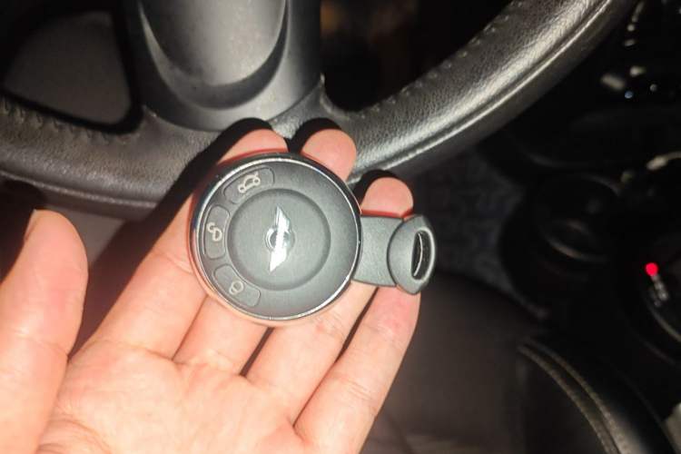 Used MINI Countryman 2014 1.6L COOPER Fun Vehicle Key