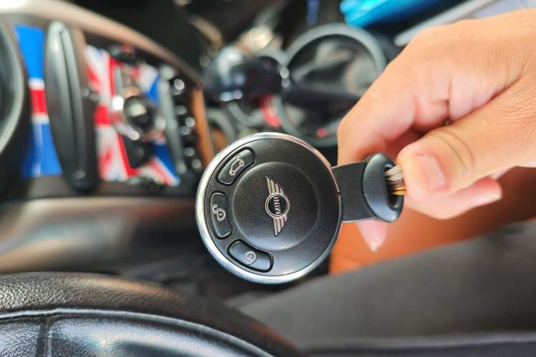 Used MINI Countryman 2014 1.6L ONE Vehicle Key