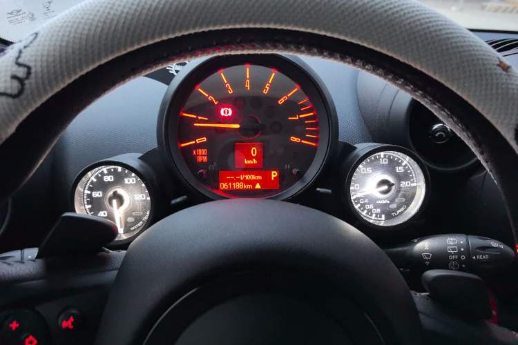 Used MINI Countryman 2014 1.6T COOPER S Instrument Cluster