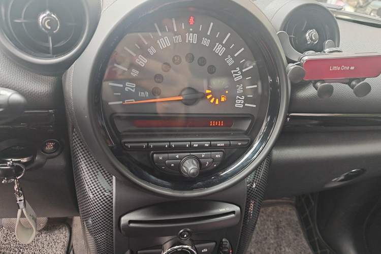 Used MINI Countryman 2014 1.6T COOPER ALL4 Fun Audio And AC Panel