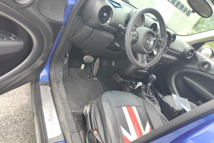 Used MINI Countryman 2014 1.6T COOPER S Driver Seat