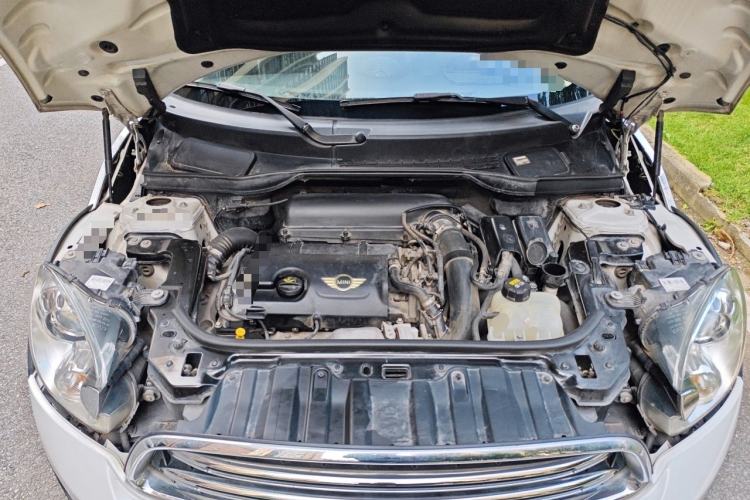 Used MINI Countryman 2014 1.6T COOPER ALL4 Excitement Engine Bay