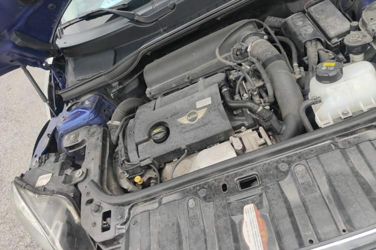 Used MINI Countryman 2014 1.6T COOPER S Engine Bay Right