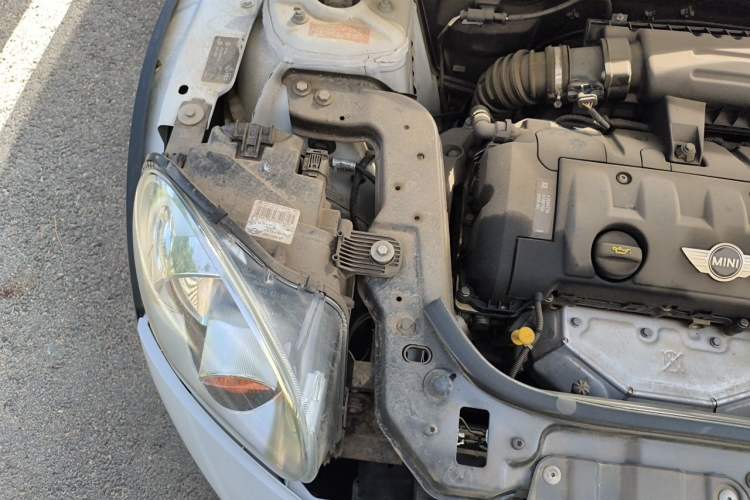 Used MINI Countryman 2014 1.6L COOPER Fun Engine Bay Right