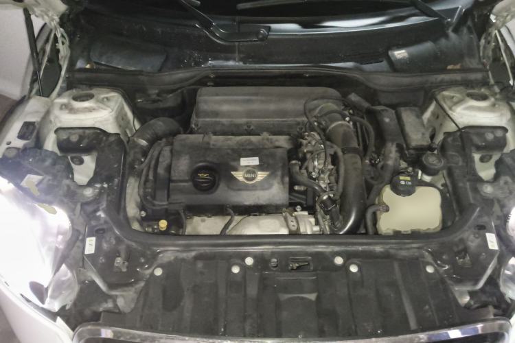 Used MINI Countryman 2014 1.6T COOPER S ALL4 Engine Bay