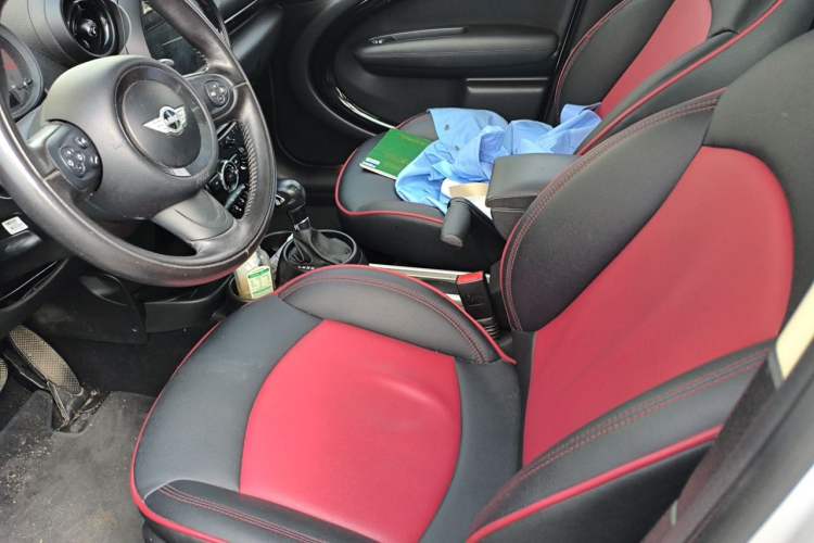 Used MINI Countryman 2014 1.6L COOPER Fun Left Front Seat