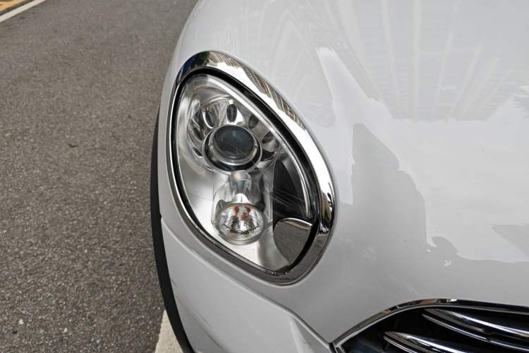 Used MINI Countryman 2014 1.6T COOPER ALL4 Excitement Right Front Headlight