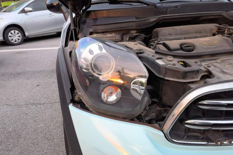 Used MINI Countryman 2014 1.6T COOPER ALL4 Excitement Right Front Headlight