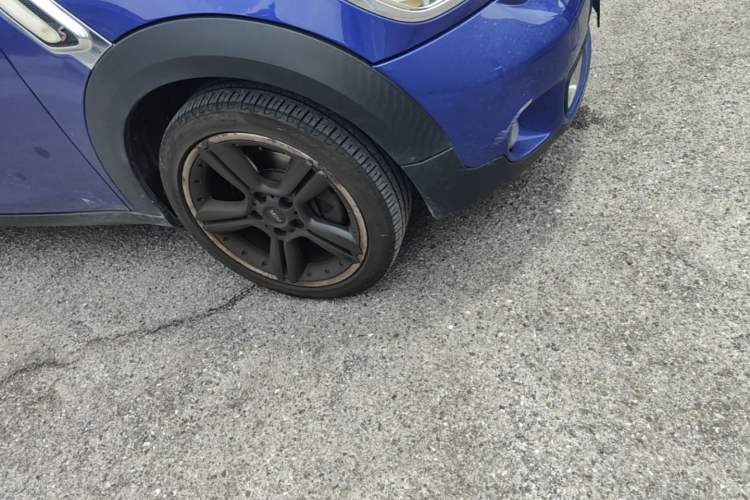 Used MINI Countryman 2014 1.6T COOPER S Right Front Wheel Hub