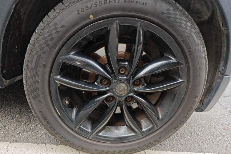 Used MINI Countryman 2014 1.6T COOPER ALL4 Excitement Right Front Wheel Hub