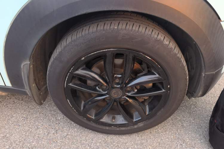 Used MINI Countryman 2014 1.6T COOPER ALL4 Excitement Right Front Wheel Hub