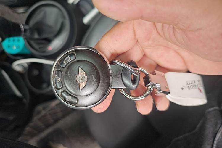 Used MINI Countryman 2014 1.6T COOPER ALL4 Fun Vehicle Key