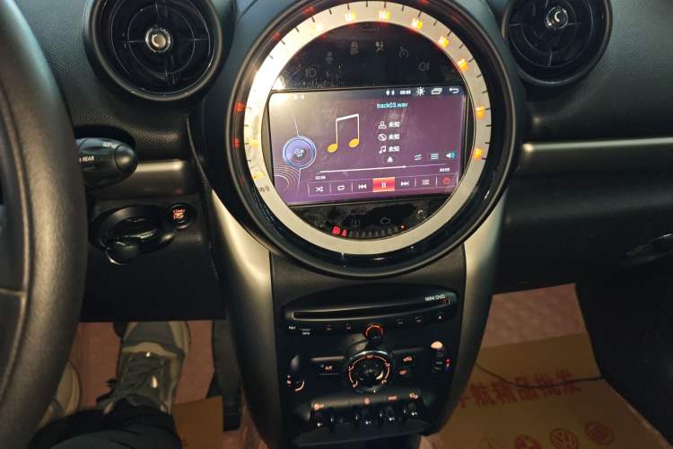 Used MINI Countryman 2014 1.6T COOPER ALL4 Fun Audio And AC Panel