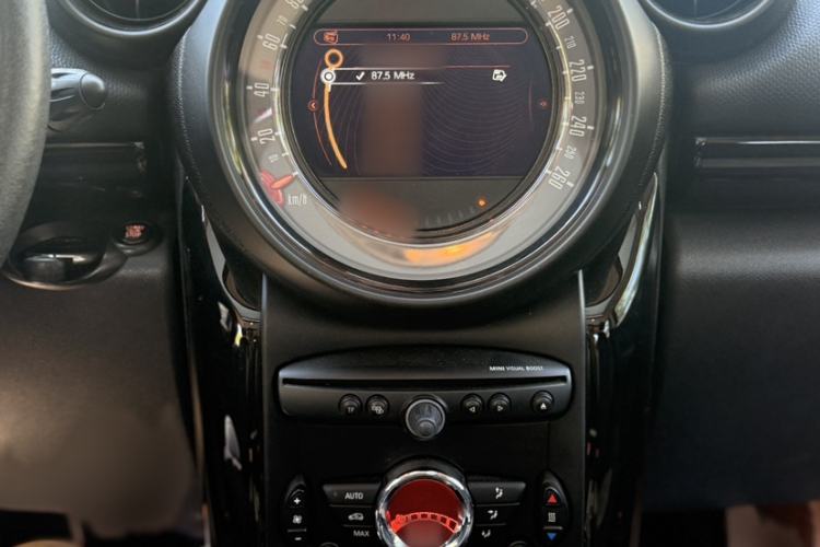 Used MINI Countryman 2014 1.6T COOPER S Audio And AC Panel