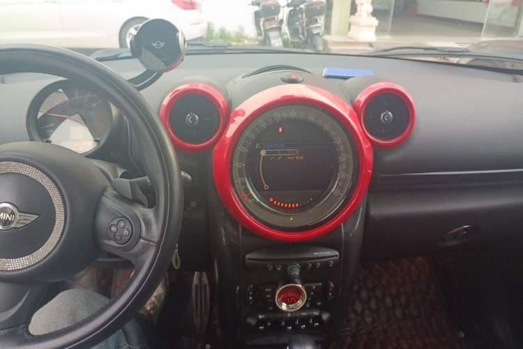 Used MINI Countryman 2014 1.6T COOPER S Audio And AC Panel