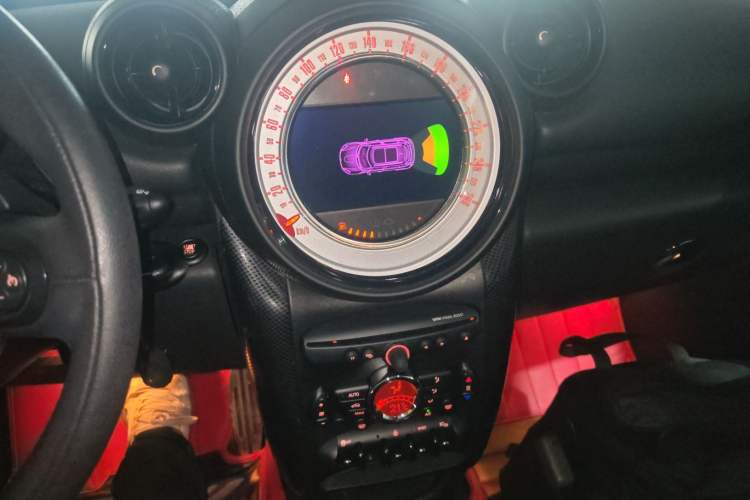 Used MINI Countryman 2014 1.6T COOPER S Audio And AC Panel