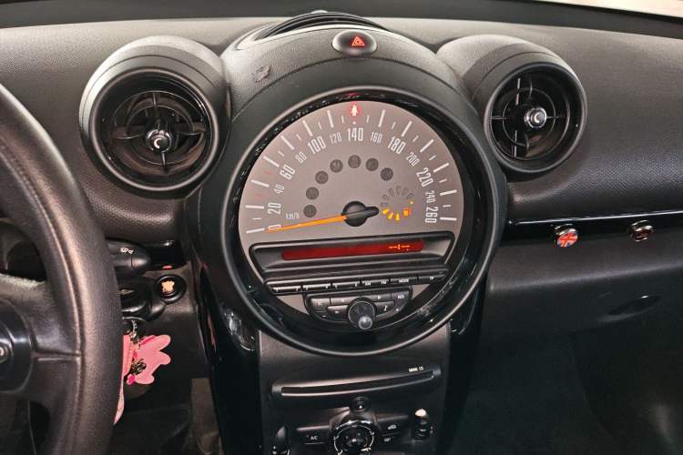 Used MINI Countryman 2014 1.6L COOPER Fun Audio And AC Panel