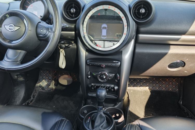 Used MINI Countryman 2014 1.6T COOPER ALL4 Fun Audio And AC Panel