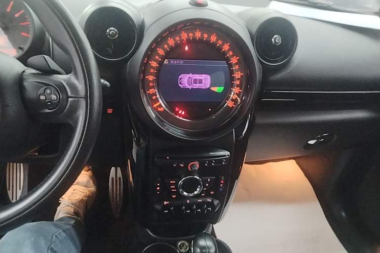 Used MINI Countryman 2014 1.6T COOPER S Audio And AC Panel