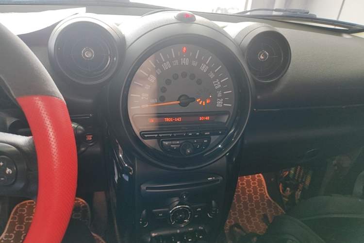 Used MINI Countryman 2014 1.6T COOPER ALL4 Fun Audio And AC Panel