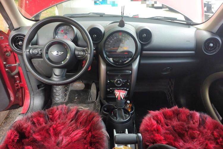 Used MINI Countryman 2014 1.6L COOPER Fun Center Console