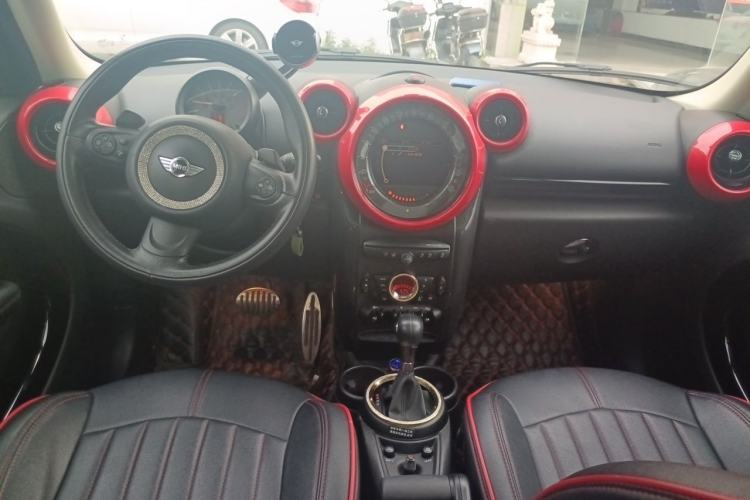Used MINI Countryman 2014 1.6T COOPER S Center Console