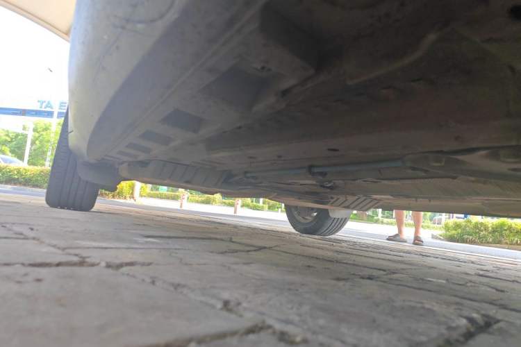 Used MINI Countryman 2014 1.6L COOPER Fun Chassis Front Right