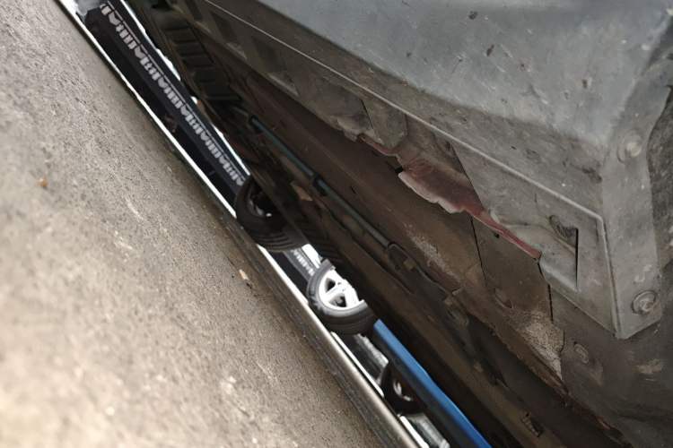 Used MINI Countryman 2014 1.6L COOPER Fun Chassis Front Right