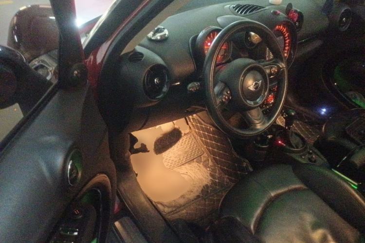 Used MINI Countryman 2014 1.6L COOPER Excitement Driver Seat