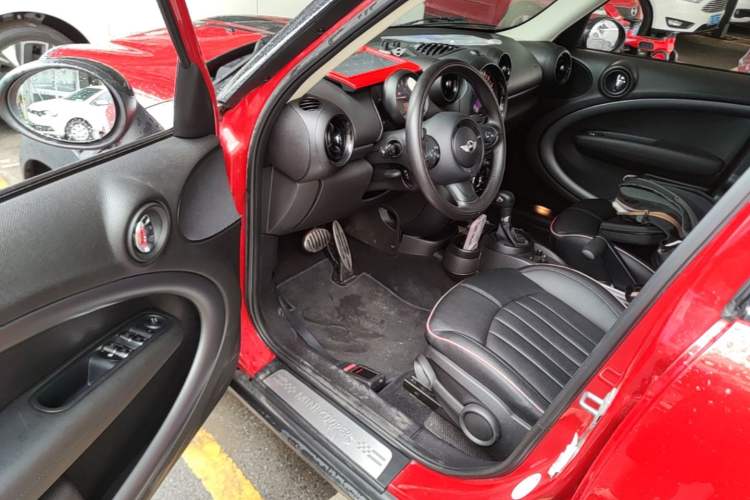 Used MINI Countryman 2014 1.6T COOPER S Driver Seat