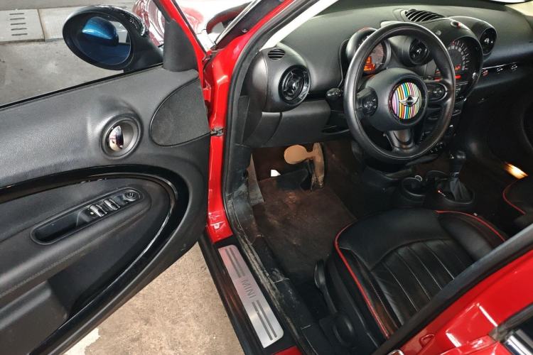 Used MINI Countryman 2014 1.6L COOPER Fun Driver Seat