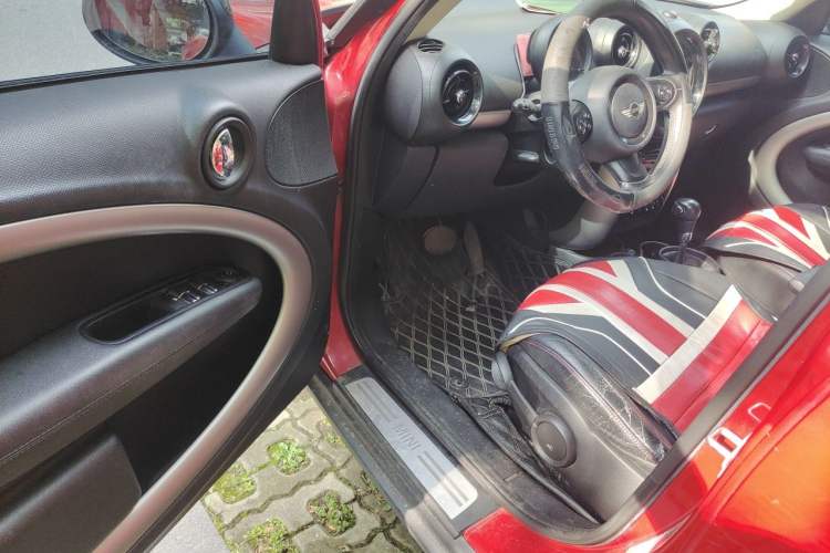 Used MINI Countryman 2014 1.6L COOPER Fun Driver Seat
