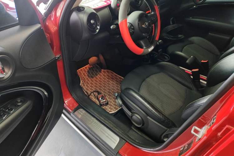 Used MINI Countryman 2014 1.6T COOPER ALL4 Fun Driver Seat
