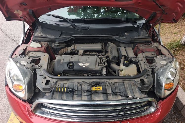 Used MINI Countryman 2014 1.6L COOPER Fun Engine Bay