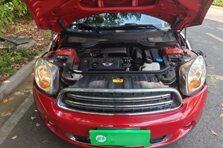 Used MINI Countryman 2014 1.6L COOPER Fun Engine Bay